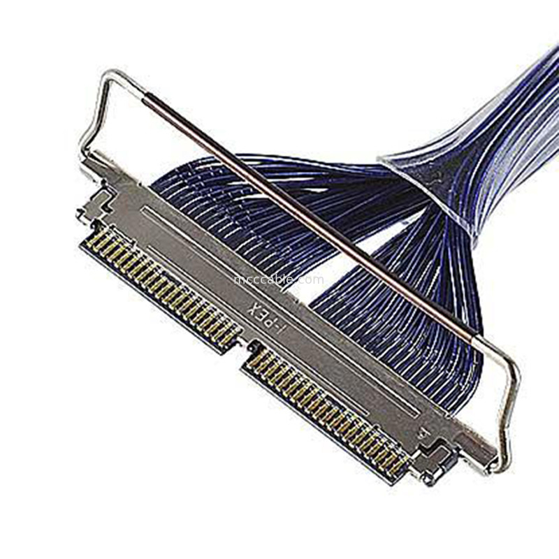 30P Mikrokosacyjny kabel 20728 20777-040T-01 nadaje się do niskich wysokości przestrzeni złącza