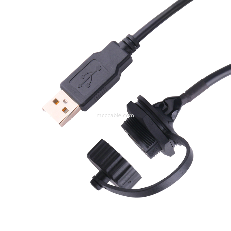 Złącze żeńskie USB 2.0 A z osłoną i nasadką na kable USB 2.0 A wykonane na wymiar