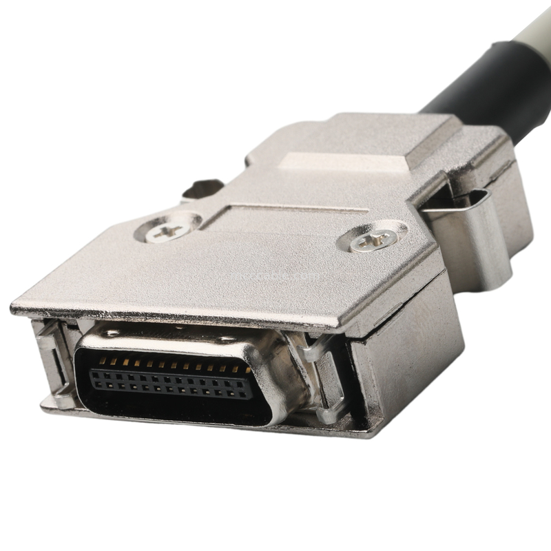 Hd D-Sub do Mdr Kabel z podłączeniem 14p*28 Awg Od 7.0mm Beige Pvc Jack