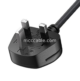 C13 do UK Wtyczka Prąd Bs1363 18awg 250v Długość Nadaje się do większości komputerów, drukarek i innych urządzeń