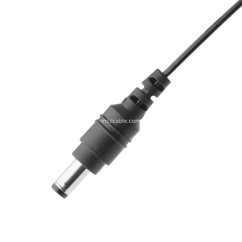 Wtyczka prądu stałego 2.1 * 5.5mm Typ lutownicy PVC Wzrok formowania do TE Niebieska obudowa 2P Kobieta kabel łącznik