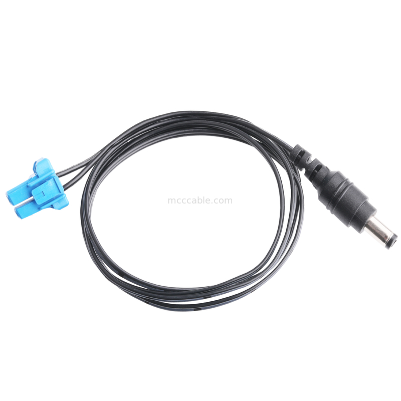 Wtyczka prądu stałego 2.1 * 5.5mm Typ lutownicy PVC Wzrok formowania do TE Niebieska obudowa 2P Kobieta kabel łącznik