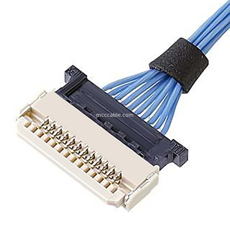 DW5 20597 20598-010T-02 010E-02 Wtyczka gniazda 10-pinowe części Mikrokabel koncentryczny