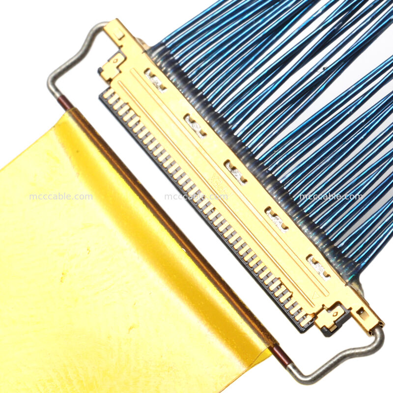 Montaż kabla mikrokoaksjalnego ze złączem 20453-040T-01 – niestandardowe połączenie OEM o dużej prędkości