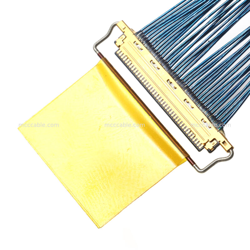 Montaż kabla mikrokoaksjalnego ze złączem 20453-040T-01 – niestandardowe połączenie OEM o dużej prędkości